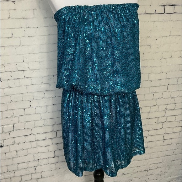 Sofia Women Turquoise Sequin Mini Strapless Dress Drop Waist Blouson One Size T1 - Picture 4 of 12